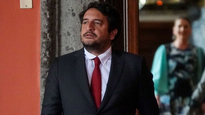 López Beltrán confirma aval de AMLO a su candidatura federal en 2027