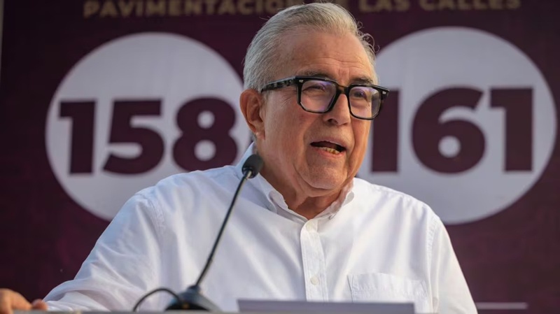 Tres funcionarios de Sinaloa comparecen ante FGR por acusación de narcotráfico