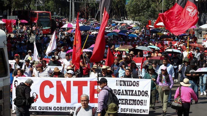Claudia Sheinbaum descarta reunión con CNTE ante paro en veinte estados