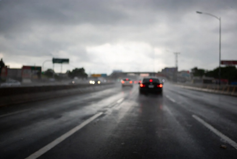 Reportan vialidades fluidas y lluvias de hasta 50 mm en CDMX