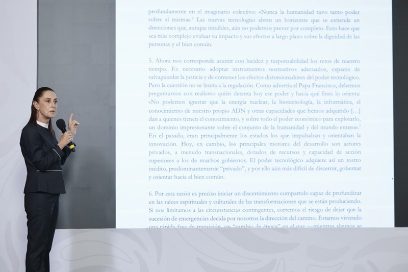 Claudia Sheinbaum respalda encíclica de León XIV sobre regulación de inteligencia artificial