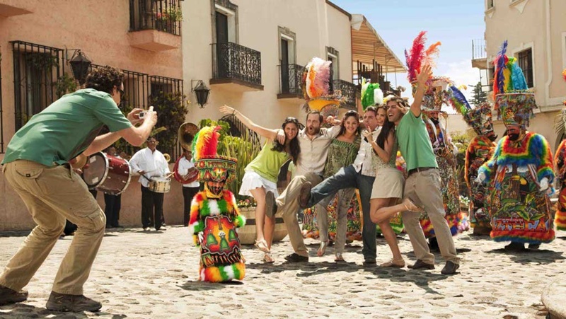 Turismo internacional en México crece 11.9% en marzo de 2026