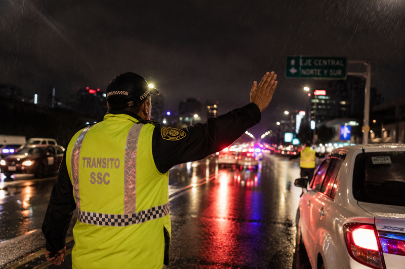 Tráfico y lluvias impactan movilidad de la CDMX este sábado