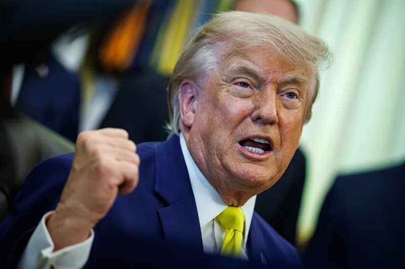 Trump promulga ley migratoria de 70 mil millones con facultades extraordinarias