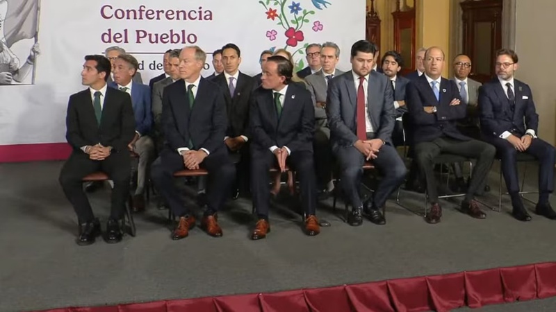 Sheinbaum coordina con directivos de Liga MX el plan social del Mundial 2026