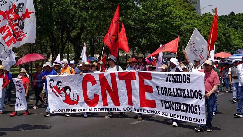 Paro de CNTE deja sin clases a 1.4 millones de alumnos