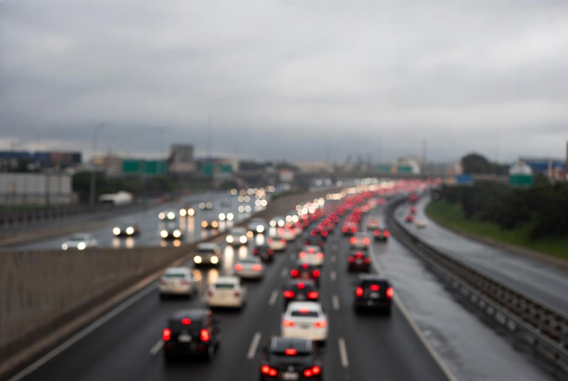 Movilidad en CDMX afectada por ocho bloqueos y tormentas este martes