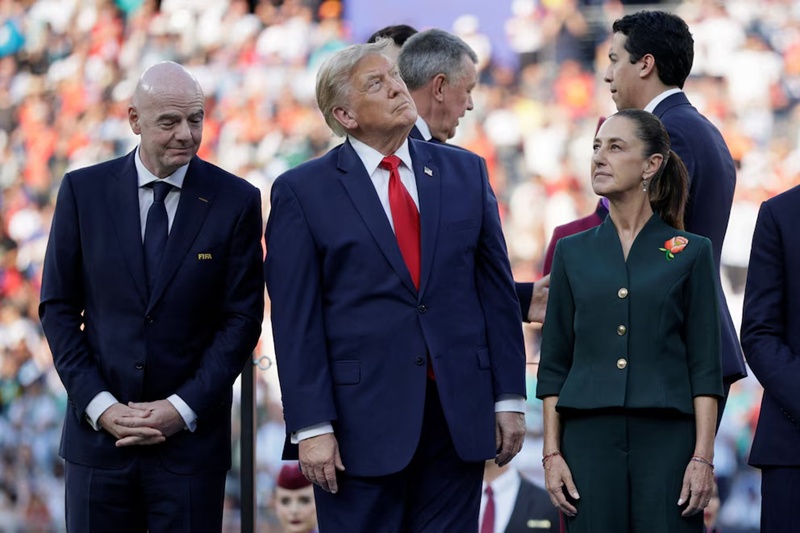 Diplomacia de estadio: El simbolismo del encuentro Sheinbaum-Trump