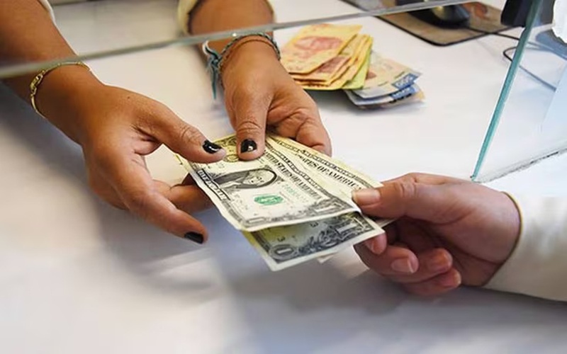 México capta 25 mil 287 millones de dólares en remesas durante 2026