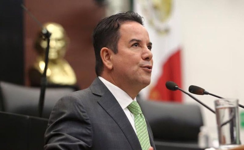 Asesinan a exalcalde de Fresnillo en ataque armado en Guadalajara