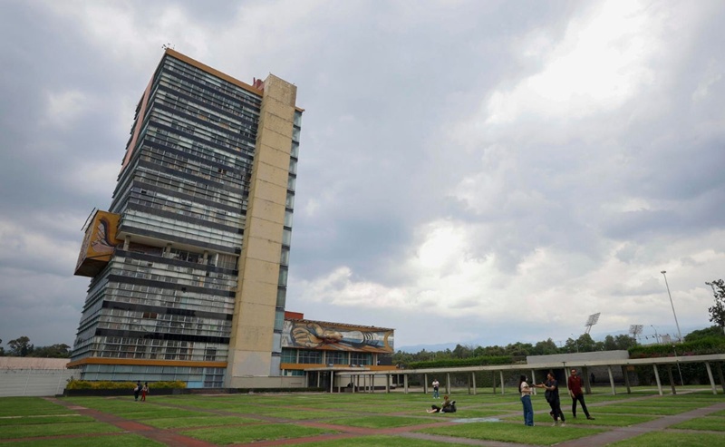 Crisis en UNAM exhibe límites de IA en evaluación de exámenes