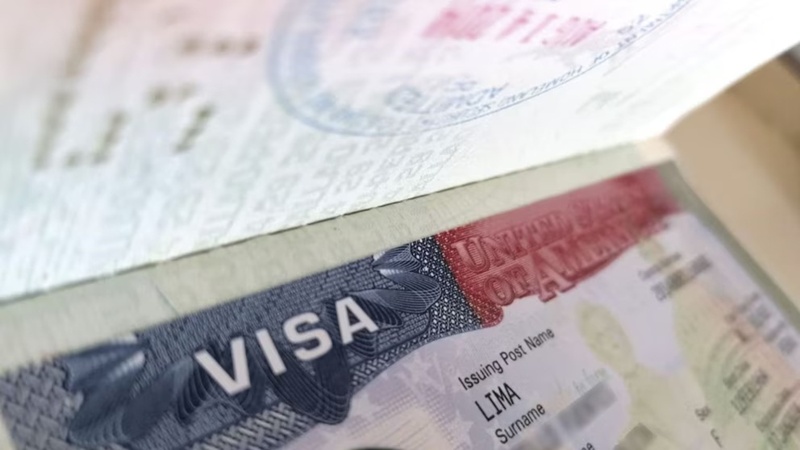 Estados Unidos endurece visado y evalúa sanciones a funcionarios de México